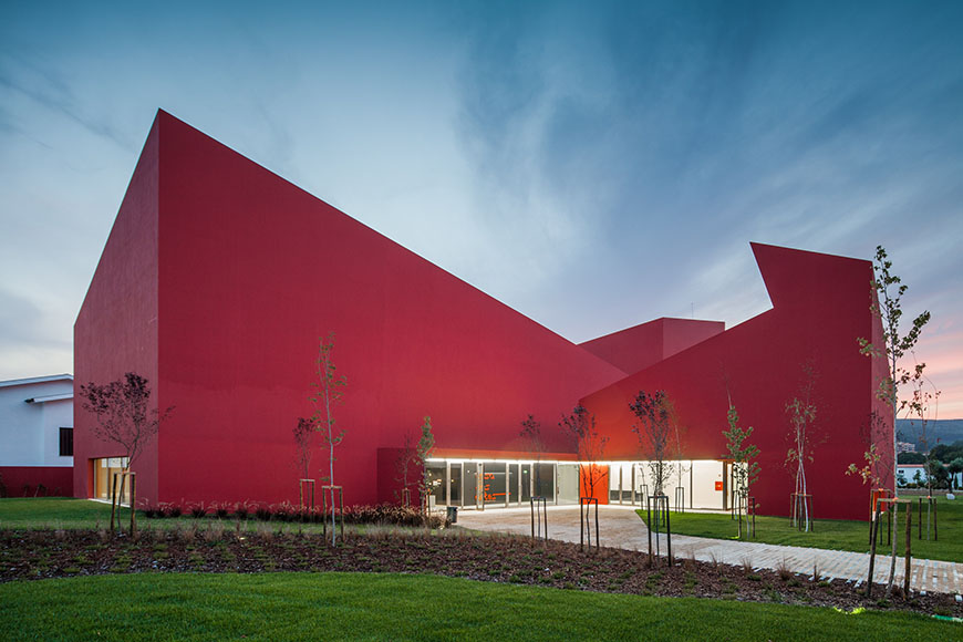 Casa das Artes in Miranda do Corvo by FAT - Future Architecture Thinking