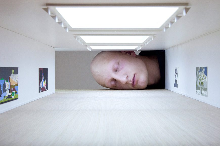 'Put Your Head into Gallery' - Interactive Art Project by Tezi Gabunia