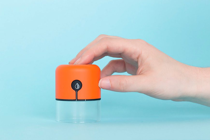 Spector - Useful Device that Captures Fonts and Colors of the Real World