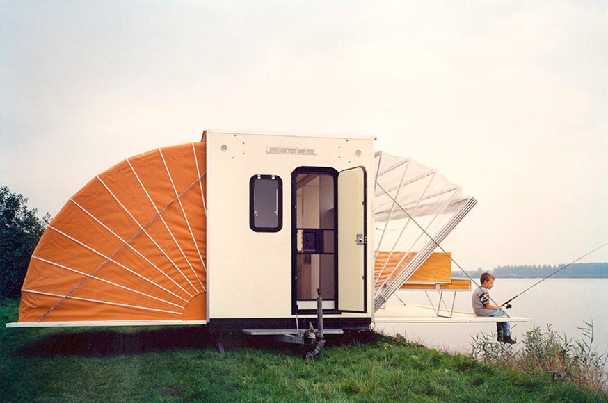 Compact Living:: 'De Markies' Mobile Home by Bohtlingk architectuur