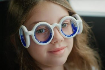 SEETROËN - the First Glasses to Eliminate Motion Sickness