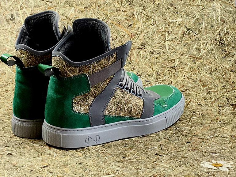 Nat-2 Hayfield – 100% Vegan Sneakers Made with Real Hay, Grass, and Flowers