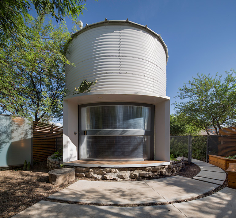 Compact Living:: Silo House in Phoenix by Kaiserworks LLC