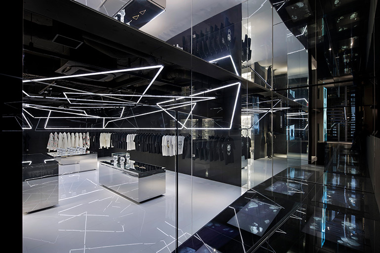HIPANDA Streetwear Store in Tokyo Combines Interior Design and Augmented Reality