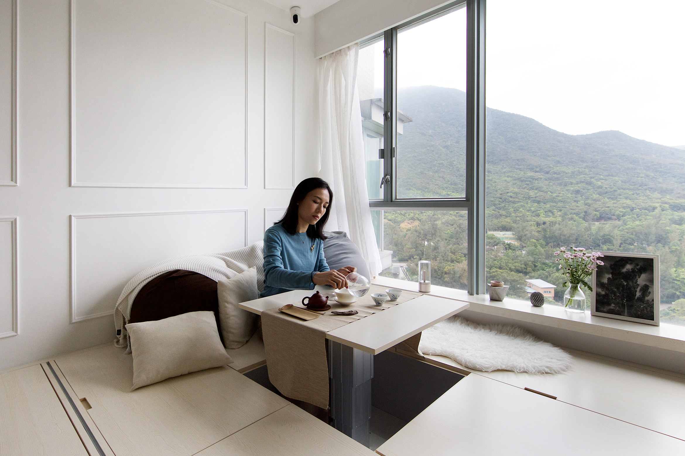 Compact Living:: 45 Sqm Four-Bedroom Apartment in Hong Kong